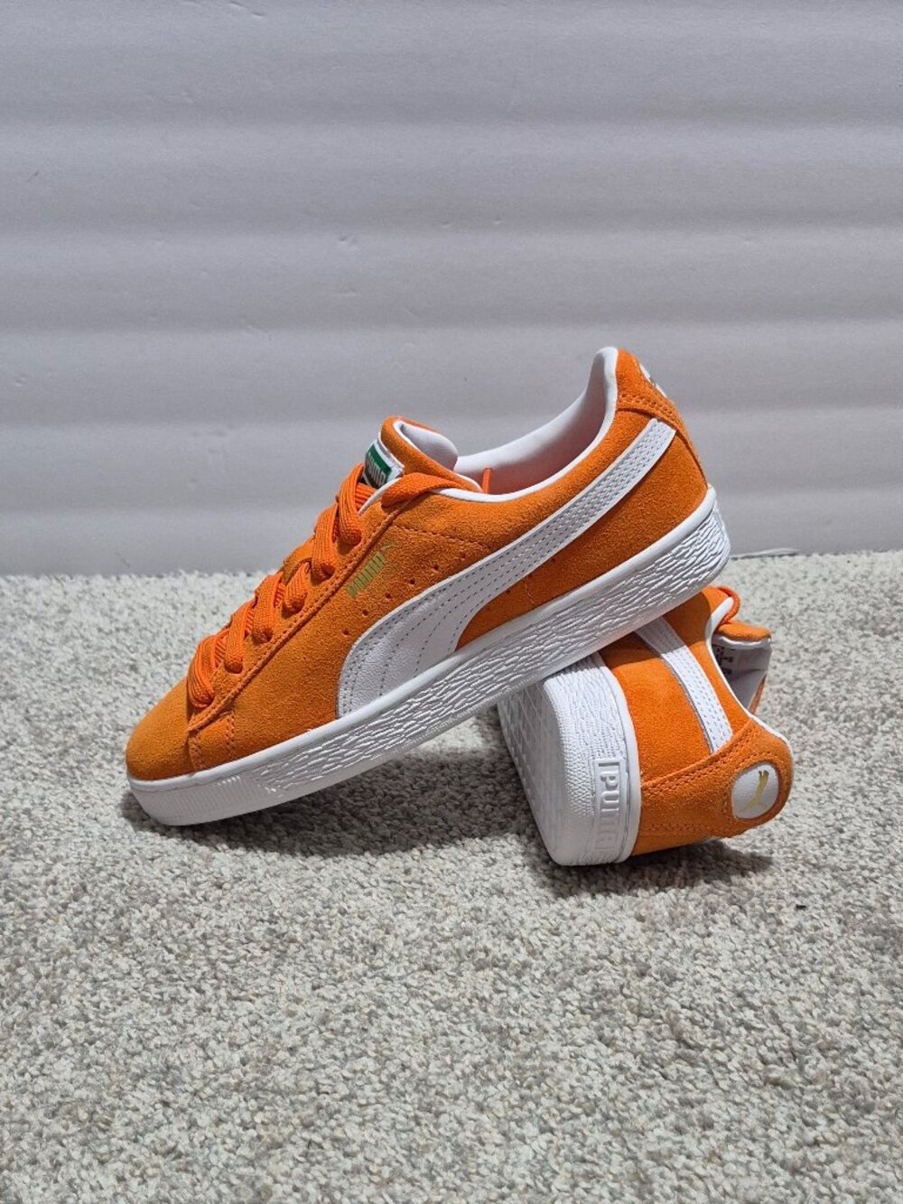 PUMA Suede Classic Orange White Sneakers Men’s Size 5 New Without Box